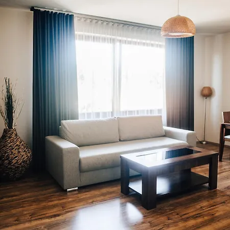 Elegance Hotel 4*